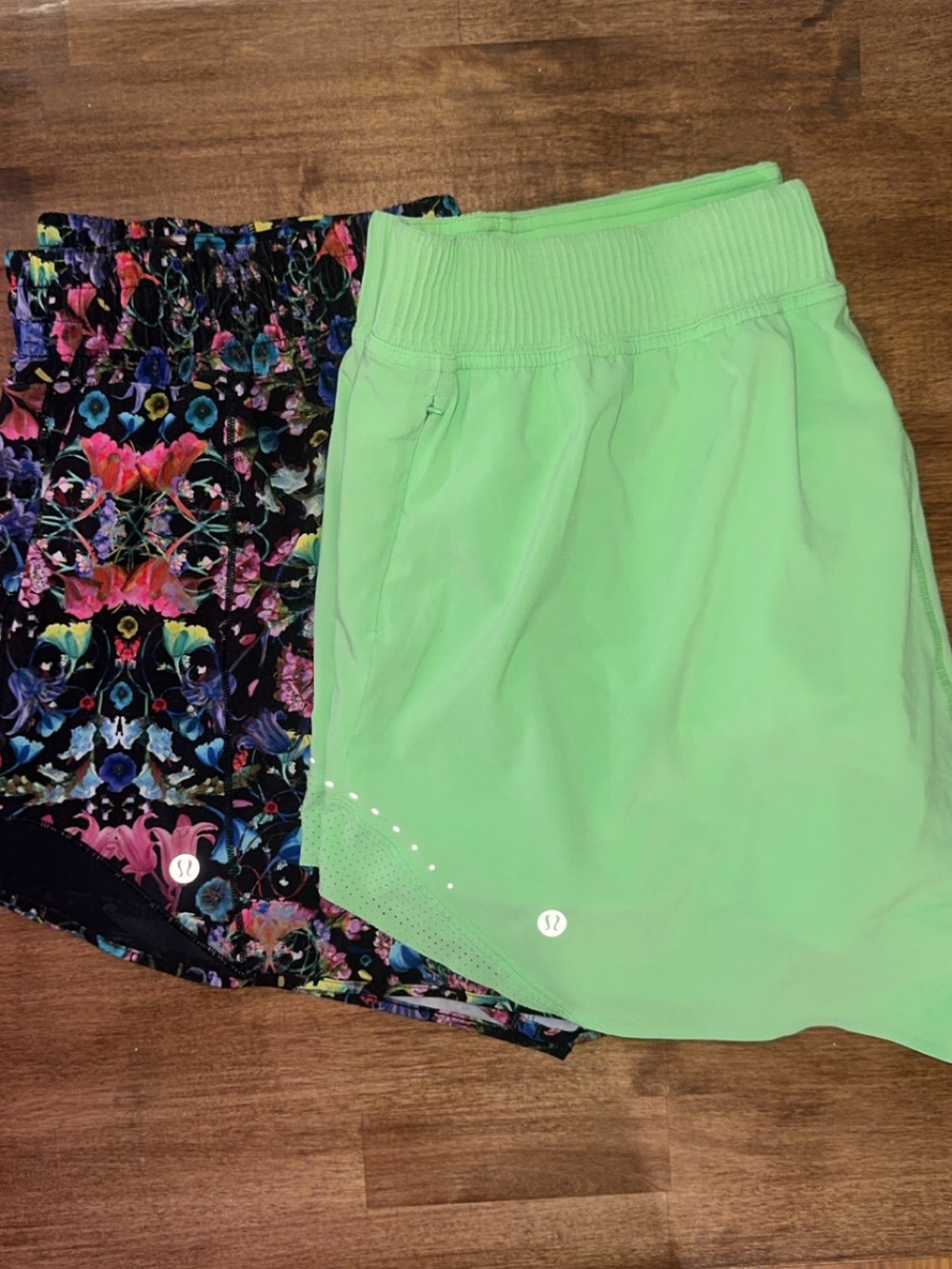 lululemon athletica shorts XL